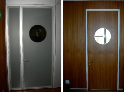 Parete mobile divisoria Permasteelisa serie "Fire" porte